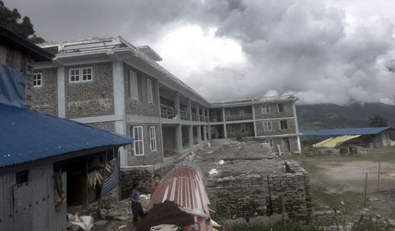 Séisme au Népal - Réhabilitation de l'école primaire de Salleri-4